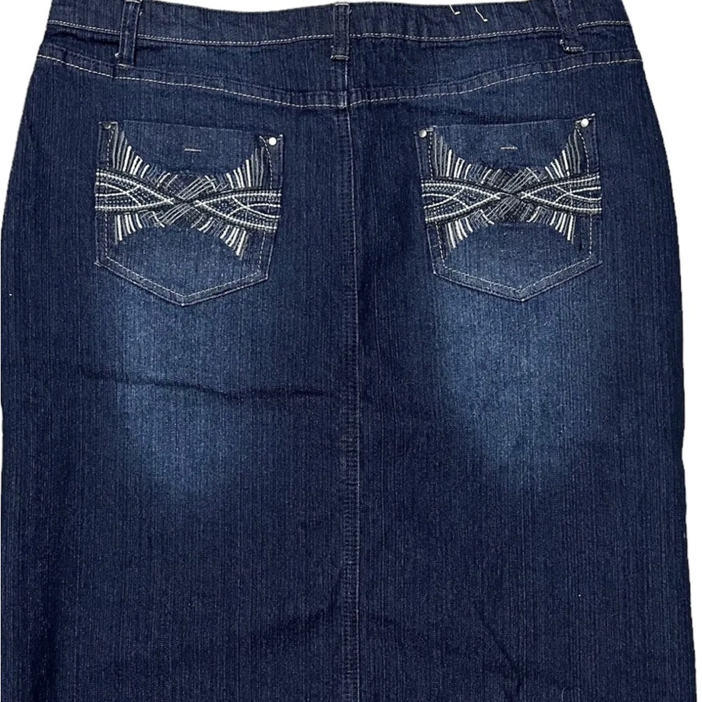 NOFUZE JEAN SKIRT Size 15/16 Blue Knee Length Zip modest Denim. Ladies